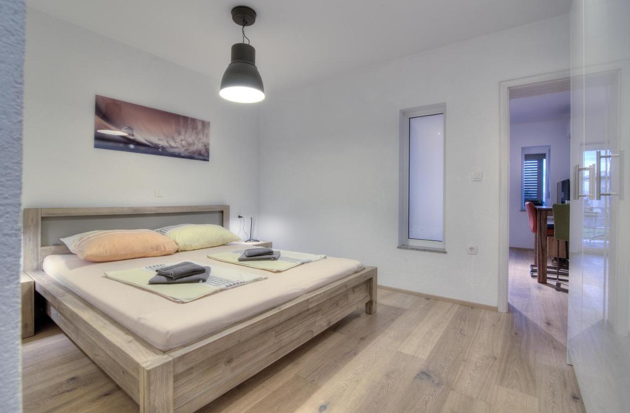 Appartement Bc Eleven - Mit Zentralheizung à Senj  Extérieur photo