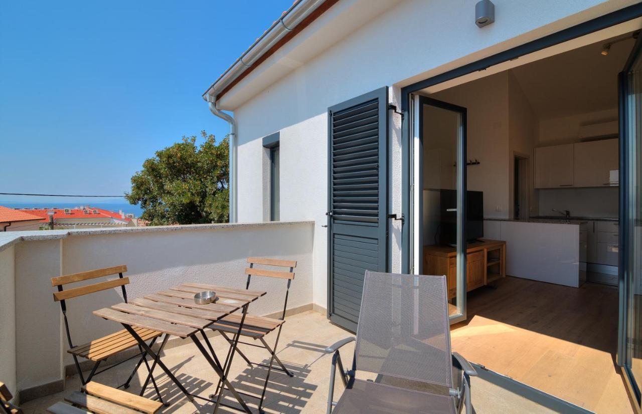 Appartement Bc Eleven - Mit Zentralheizung à Senj  Extérieur photo