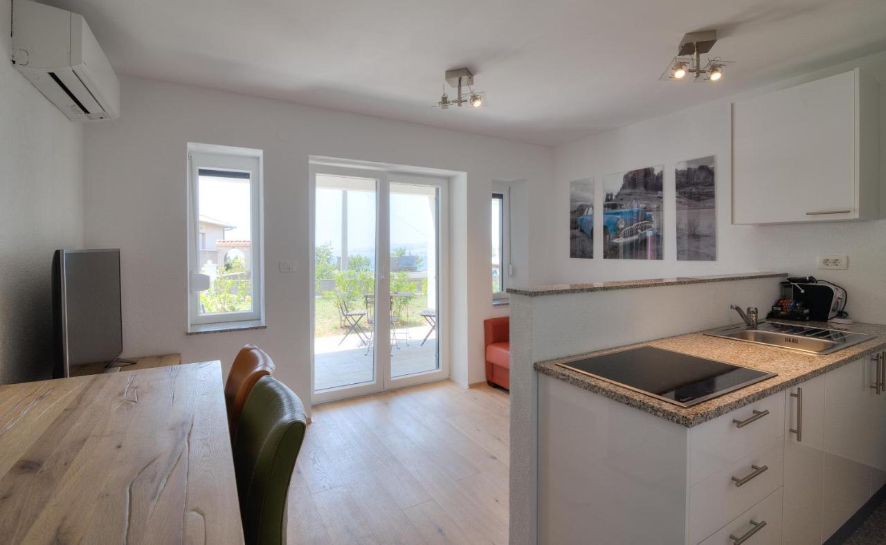 Appartement Bc Eleven - Mit Zentralheizung à Senj  Extérieur photo