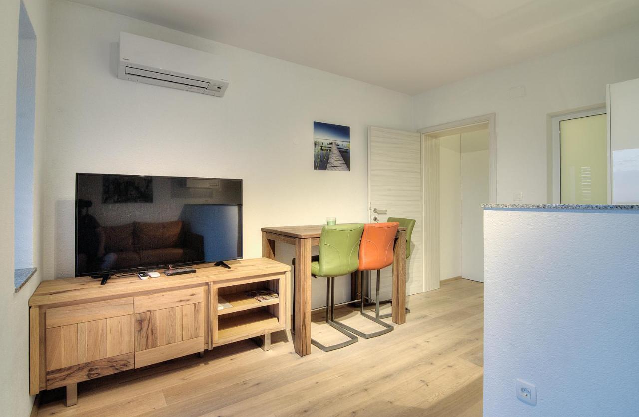Appartement Bc Eleven - Mit Zentralheizung à Senj  Extérieur photo
